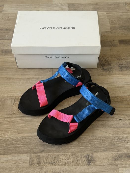 Сандали Calvin Klein
