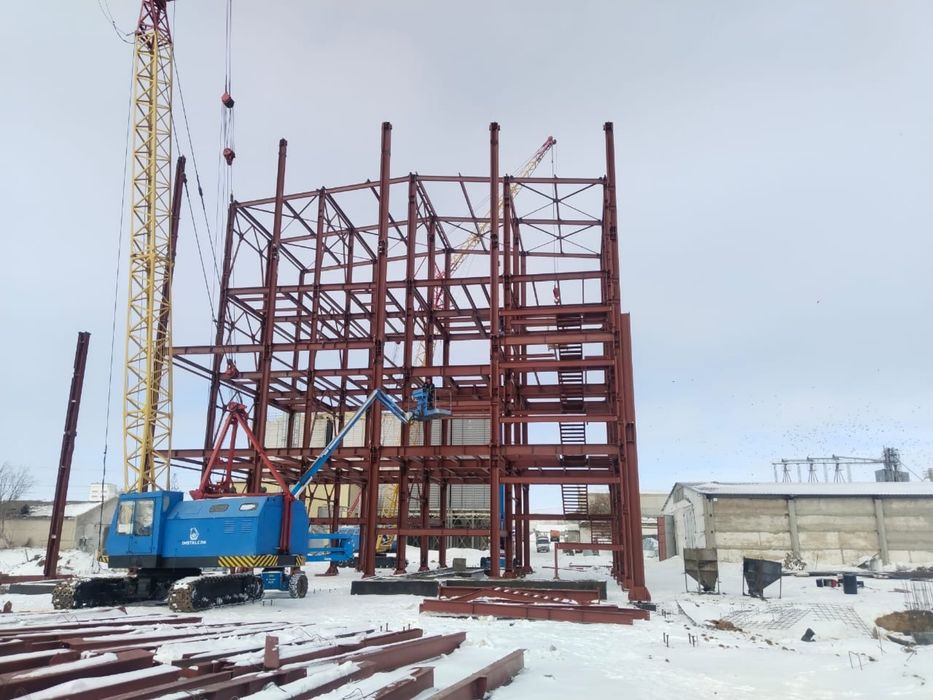 Монтаж металлоконструкции, монтаж чжндвич панели