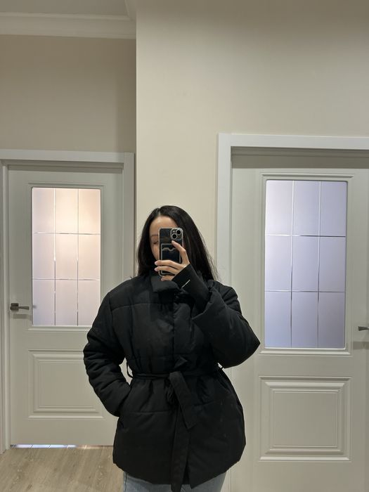 Продам куртки весенние