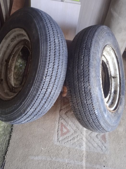 Продам два балона на запорожец