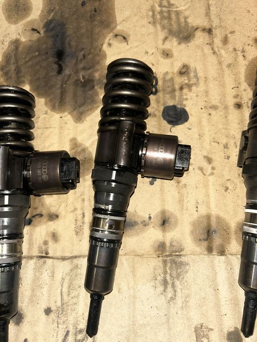 Дюзи за Audi, VW, Seat, Skoda 2.0 TDI 140 BKD /