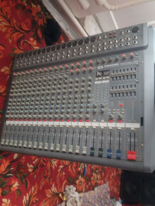 Канмплект звукавой апаратура продаетса