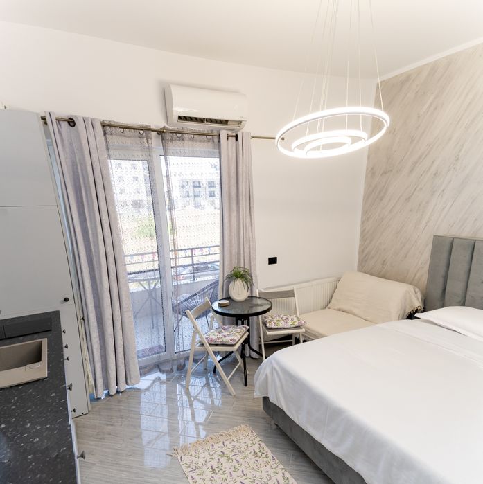 Glow Retreat Mamaia Nord