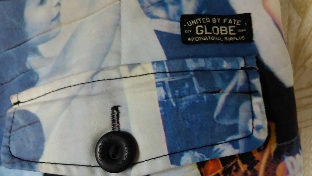 Globe шорти Оригинални