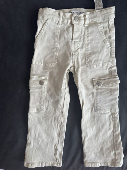 Дрехи за момиче mayoral,zara, benetton, terranova,sinsay 98
