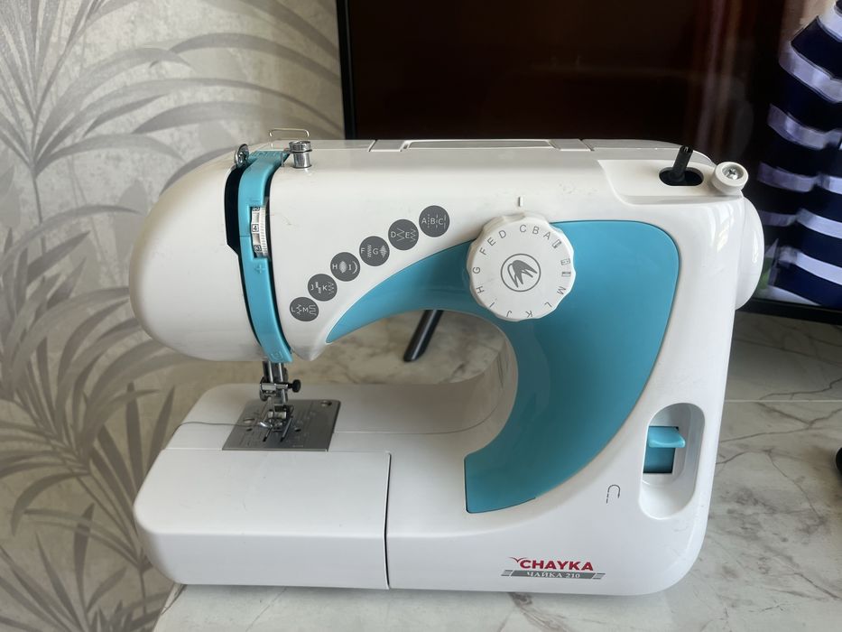 Швейная машина Чайка210