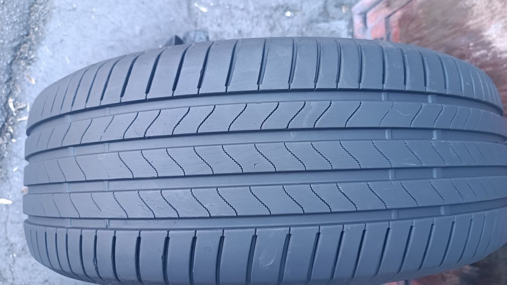 235/55/20 Bridgestone Дот 3724