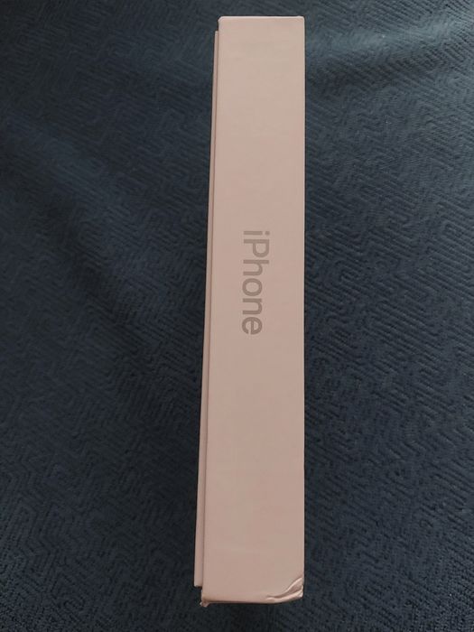 Продам Iphone XR 16 pro