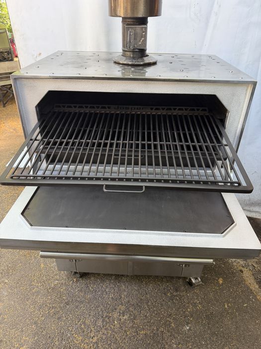 Josper фурна на дървени въглища Джоспър