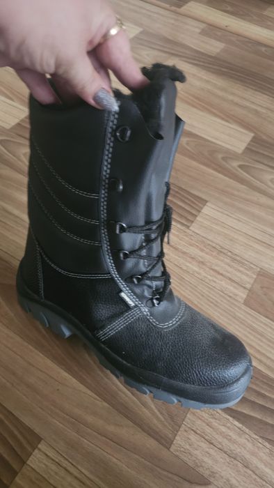 Продам спецодежду