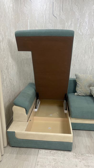 Продаем диван Белорусский