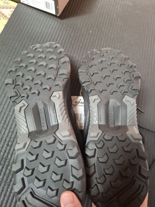 Кроссовки Adidas