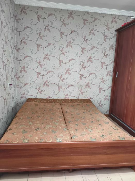 Отдам даром кровать