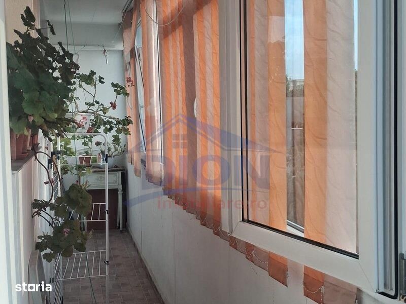 Apartament 3 camere decomandat, Raul Doamnei