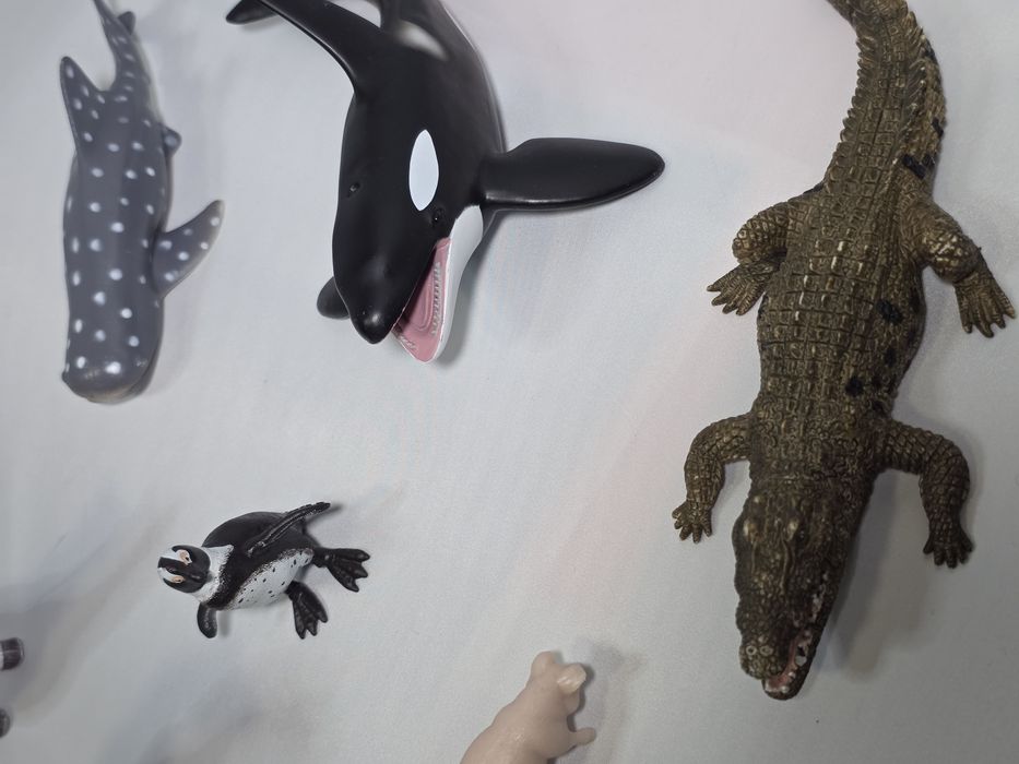 Lot 10 figurine Animale unele Mojo