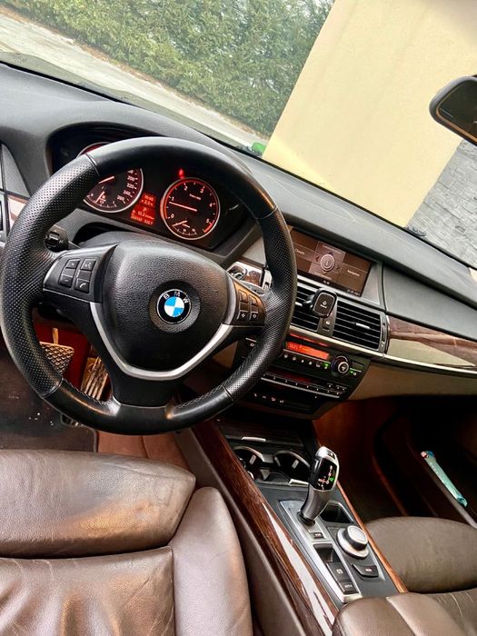 Vând BMW X5 – 2009