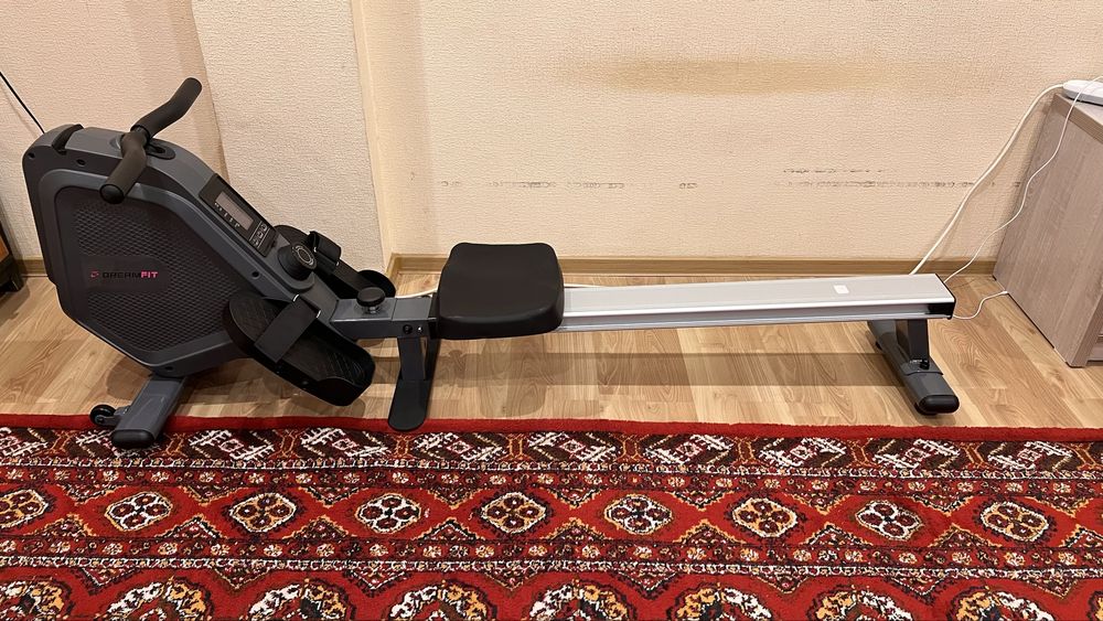Гребной тренажер Dreamfit DF 421