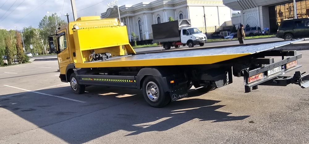 Мерседес атего,вложений не требует