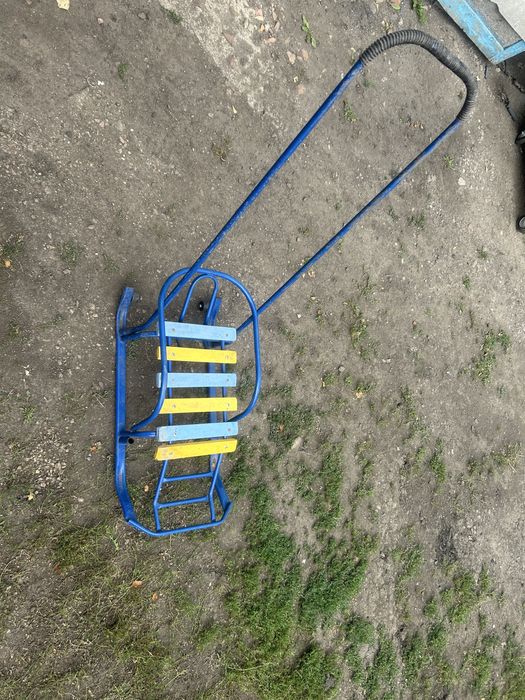 Продам санки не дорого