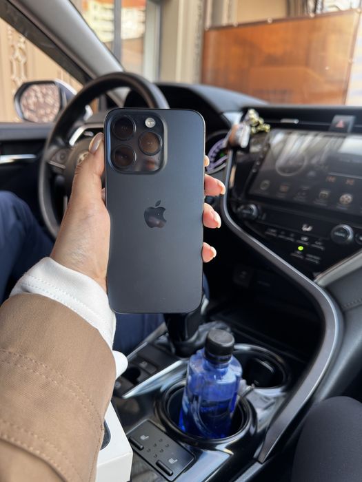 Продам IPHONE 15 pro