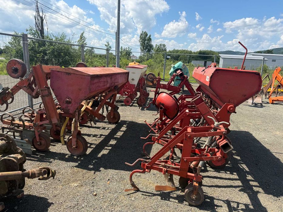 prasitoare cu fertilizare, 5 sectii, Agrotab Maramures