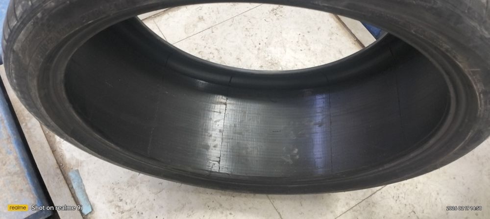 Продам шины 295/30/21