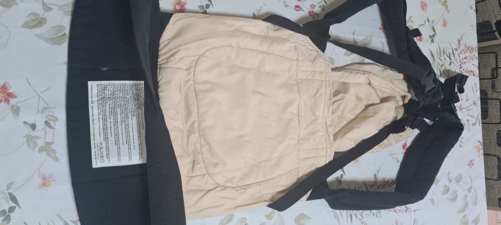 Marsupiu bebelusi Ergo Baby