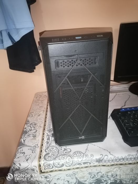 Gaming kompyuter sotiladi