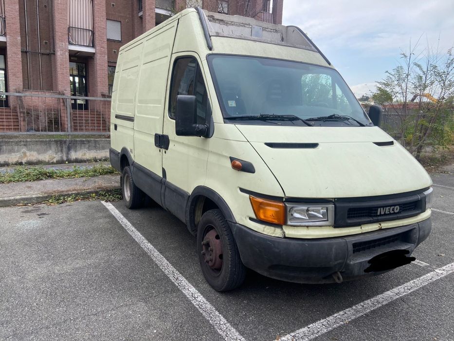 Crafter ford iveco nisan dezmembrez