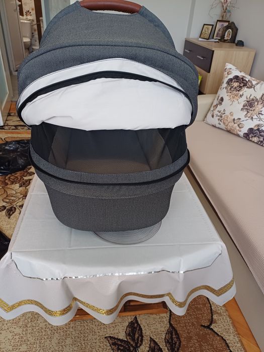 Бебешка количка Mutsy Icon 3 в 1