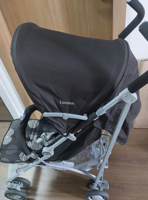 Продаю коляску Chicco London
