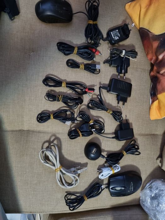 Голям лот кабели