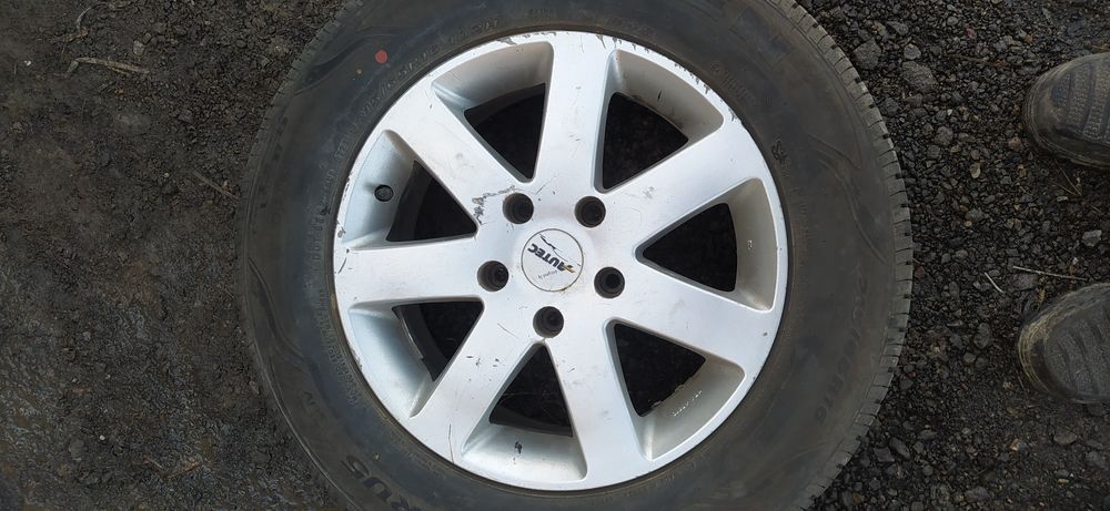 Продам диски на Т5, BMW