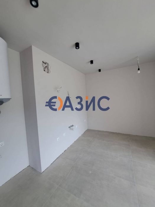 Продава се Двустаен апартамент в Созопол - 59 кв.м за 1473 €/кв.м - Снимка #6