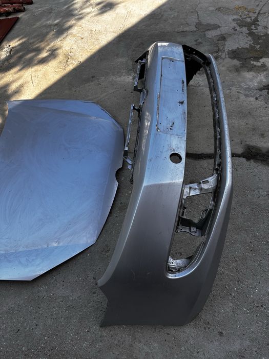 Capotă motor,bară față vw golf 6.berlină.