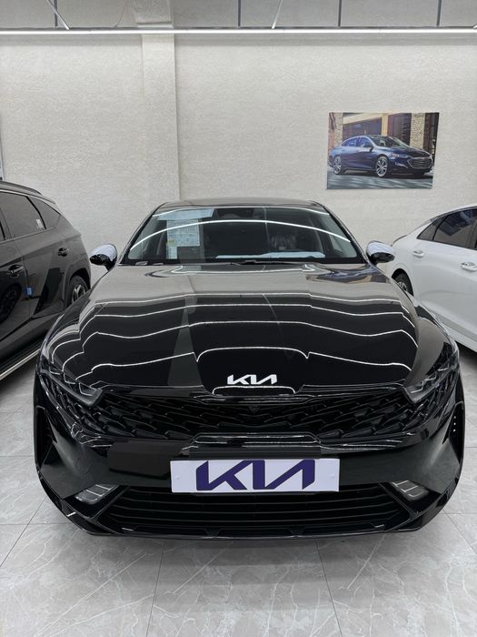 Киа к5 2025 йил 10000 км юрган