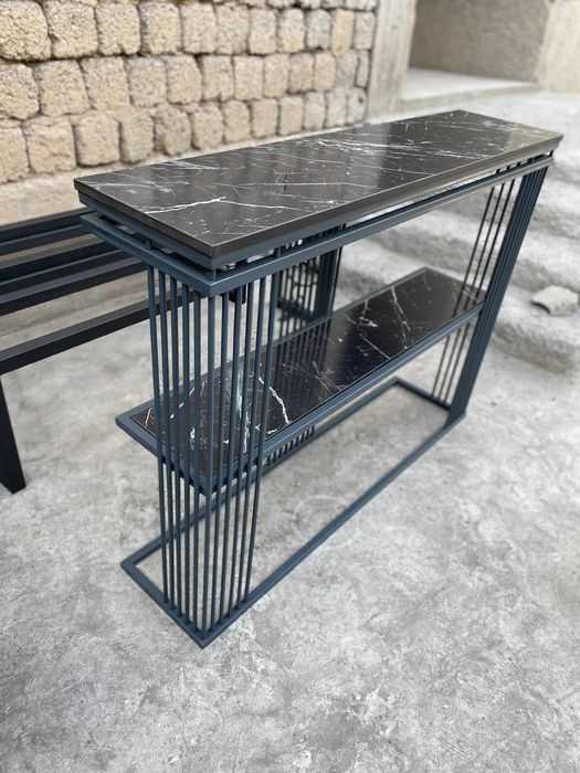 Консоль в стиле лофт