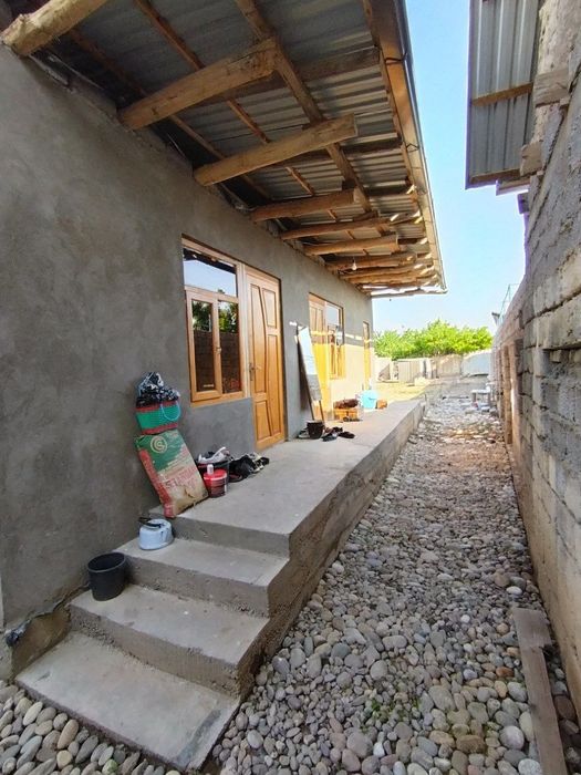 Uy sotiladi  Дом продаётся чирчик