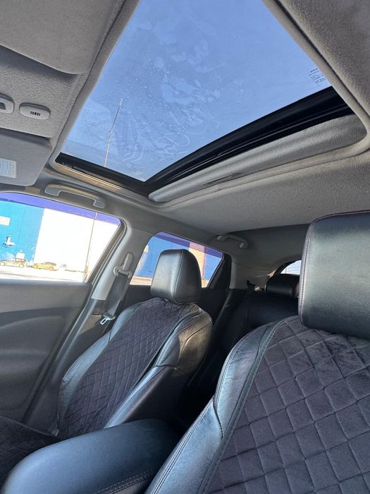 Ниссан жук кроссовер