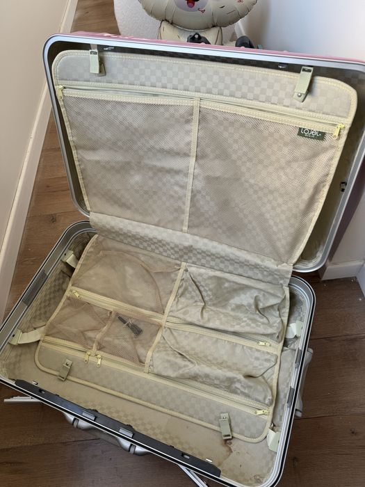 Большой чемодан 80 см высота