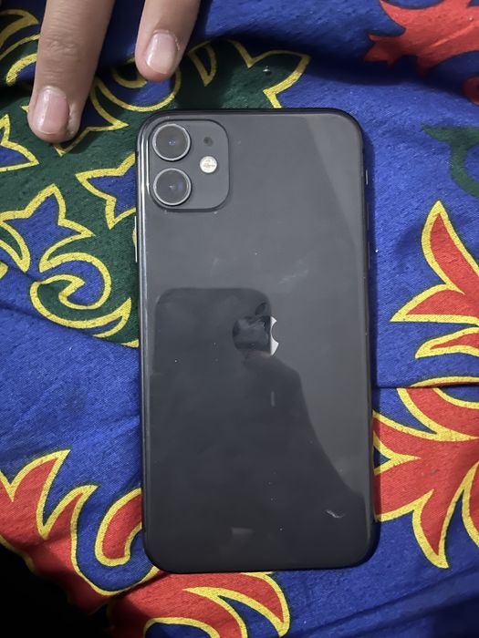 Продам айфон 11 состояние отличное