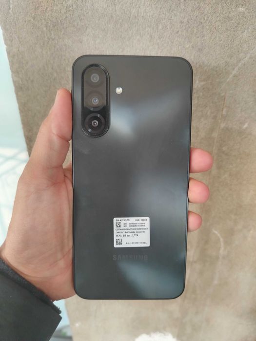 Почти Новый Samsung A 17 8/256