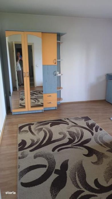 Apartament mobilat complet, etaj intermediar, zona Grand Hotel Italia