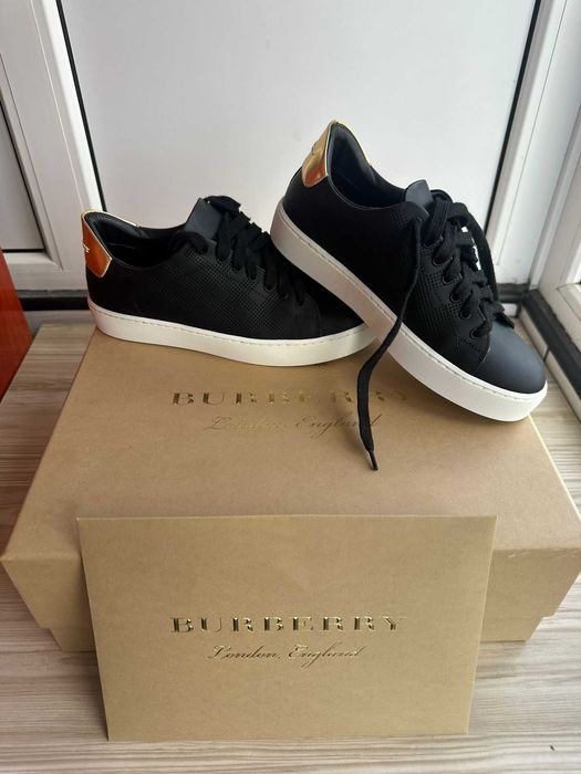 Adidasi/Sneakers Burberry