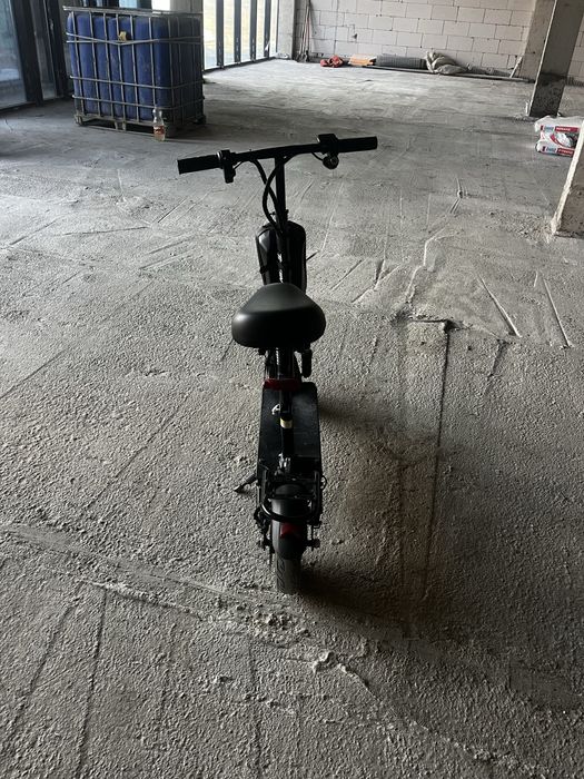Продам электросамокат