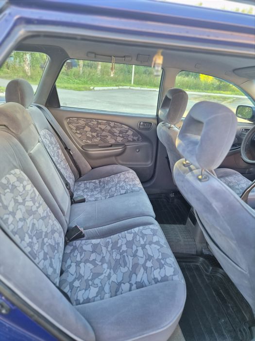 Продам тойота авенсис