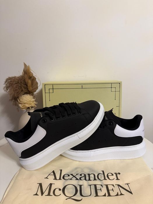 Adidasi Alexander McQueen Black&White