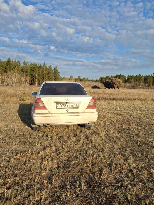 Продам машину на ходу