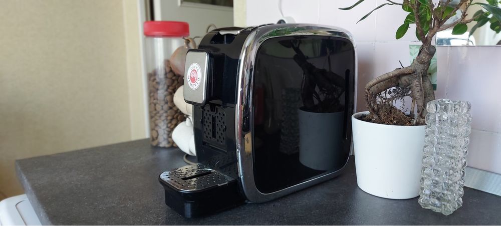 Кафемашина с капсули марка “Memento”