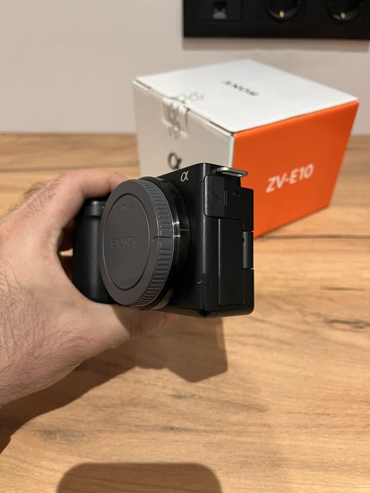 Камера Sony ZV-E10 тушка